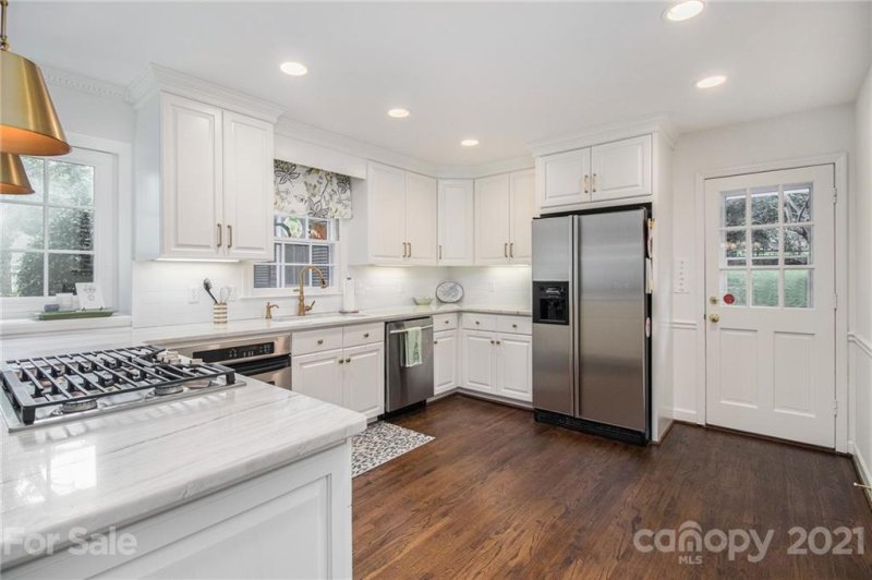 Property image 3 at 3931 Braxton Drive, Charlotte, NC 28226