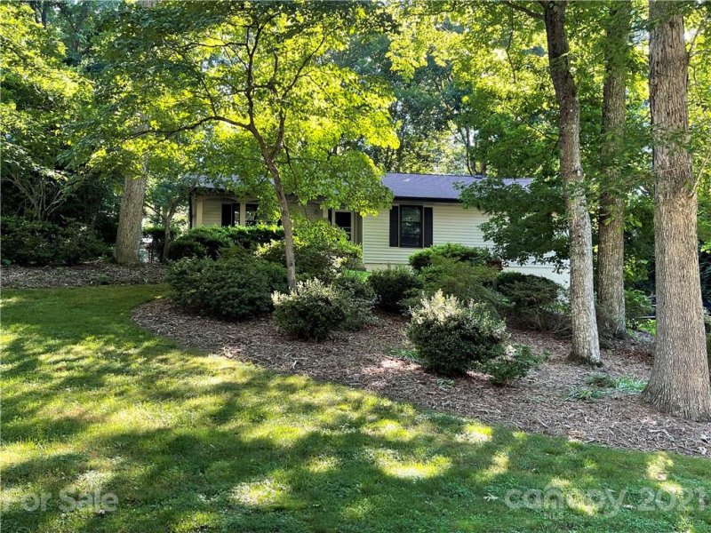 Property image 2 at 14 Forest Ridge Drive, Arden, NC 28704