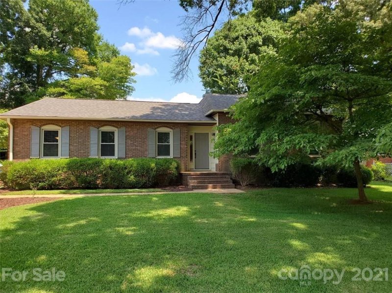 1780 Lumpkin Circle