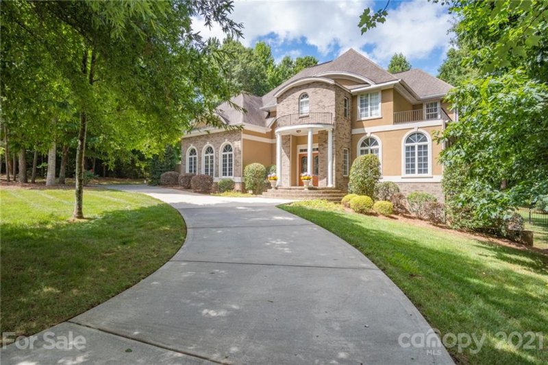 Property image 2 at 2053 Balmoral Drive, Rock Hill, SC 29732