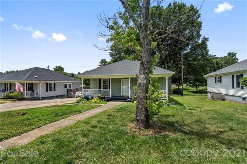 Property image 3 at 113 Pleasant Street, Belmont, NC 28012