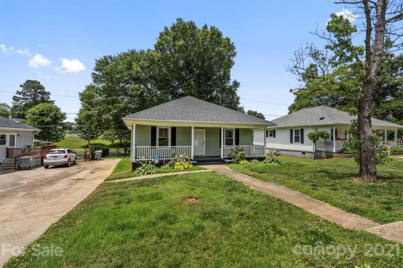 Property image 4 at 113 Pleasant Street, Belmont, NC 28012