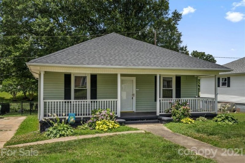 Property image 5 at 113 Pleasant Street, Belmont, NC 28012