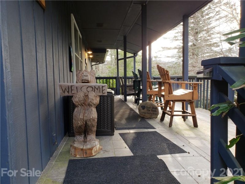 7250 Laurel Hill Drive