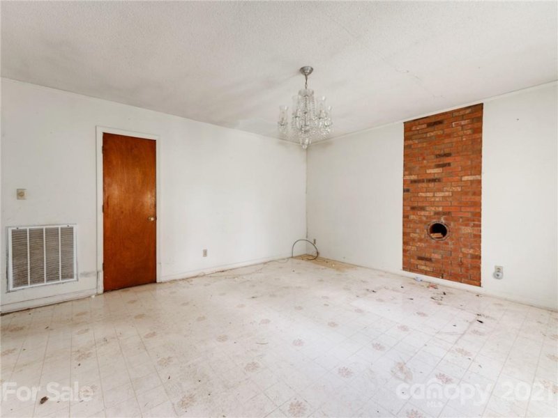 Property image 4 at 142 Rollingwood Drive, Stanley, NC 28164