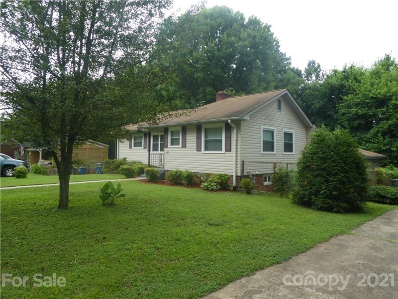 Property image 2 at 943 Fairmont Avenue, Salisbury, NC 28144