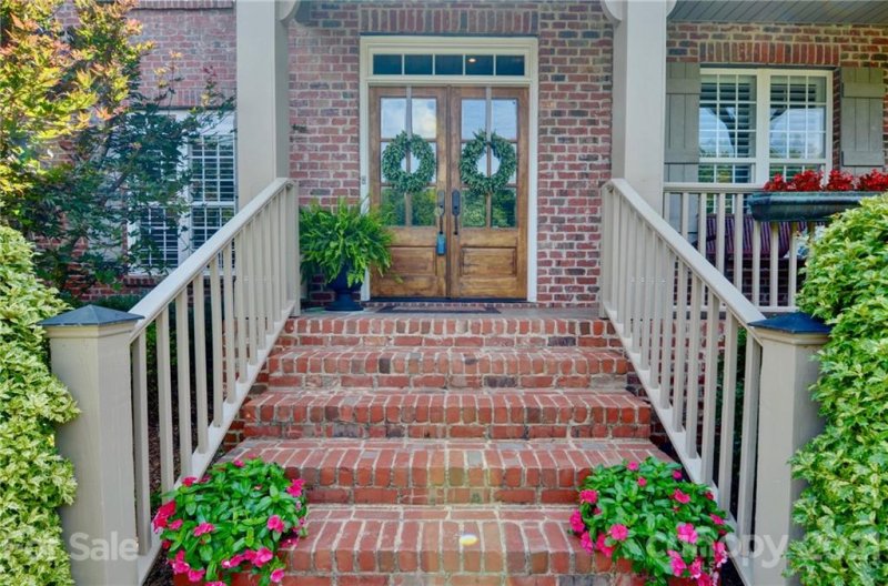 Property image 3 at 6538 Robin Hollow Drive, Mint Hill, NC 28227