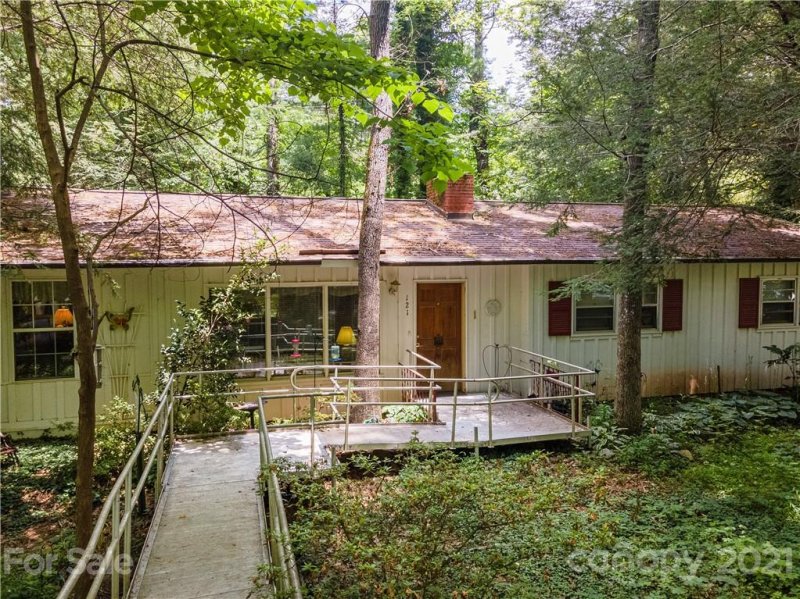 Property image 2 at 121 Pine Drive, Flat Rock, NC 28731