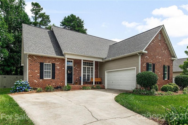 Property image 2 at 2358 Wednesbury Court, Kannapolis, NC 28083