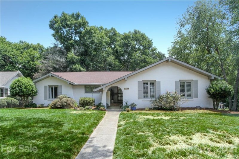 Property image 2 at 5339 Camilla Drive, Charlotte, NC 28226