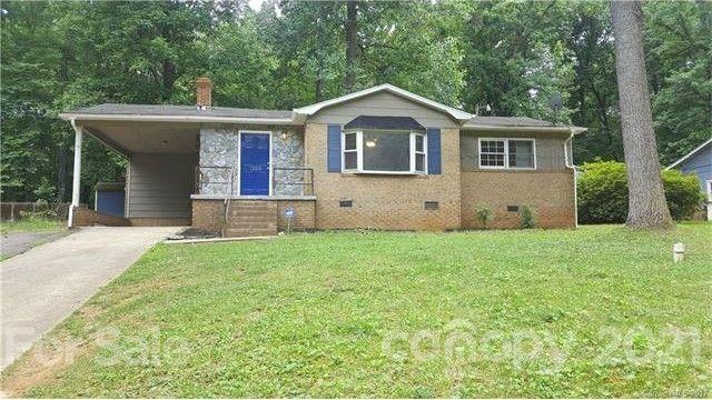 1204 Northwoods Drive