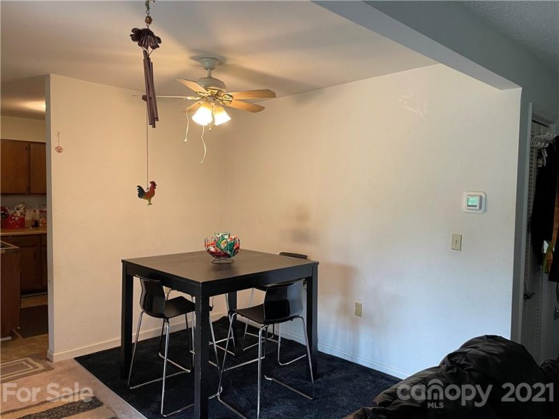 Property image 4 at 4824 Spring Lake Drive, Charlotte, NC 28212