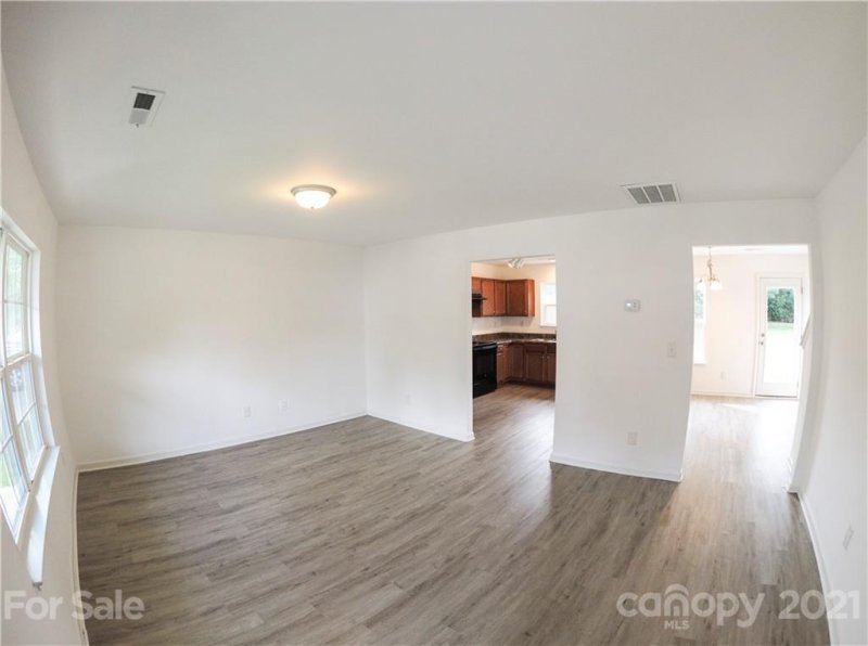 Property image 3 at 508 Stillgreen Lane, Charlotte, NC 28214