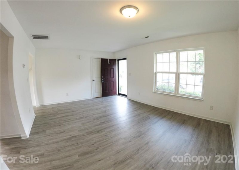 Property image 4 at 508 Stillgreen Lane, Charlotte, NC 28214