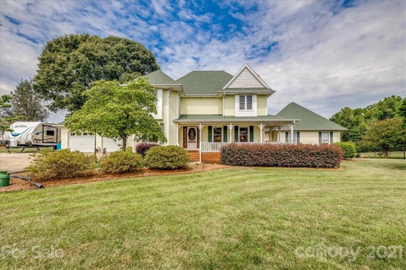 111 Persimmon Creek Road