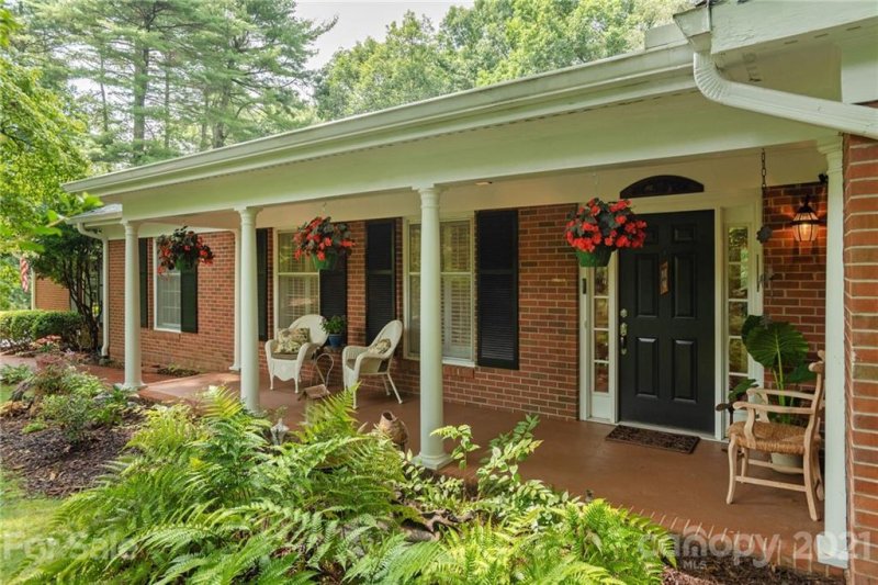 Property image 5 at 112 Glengary Drive, Flat Rock, NC 28731