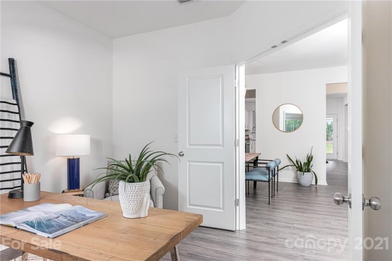 Property image 4 at 1501 Downs Avenue, Charlotte, NC 28205