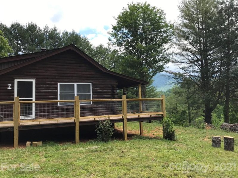 Property image 3 at 550 Echo Hill Drive, Green Mountain, NC 28740