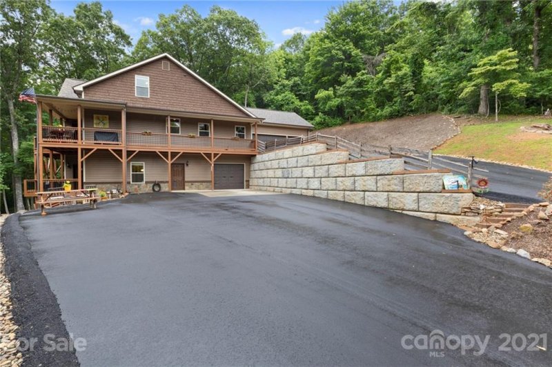 Property image 3 at 38 Pitch Pine Drive, Leicester, NC 28748