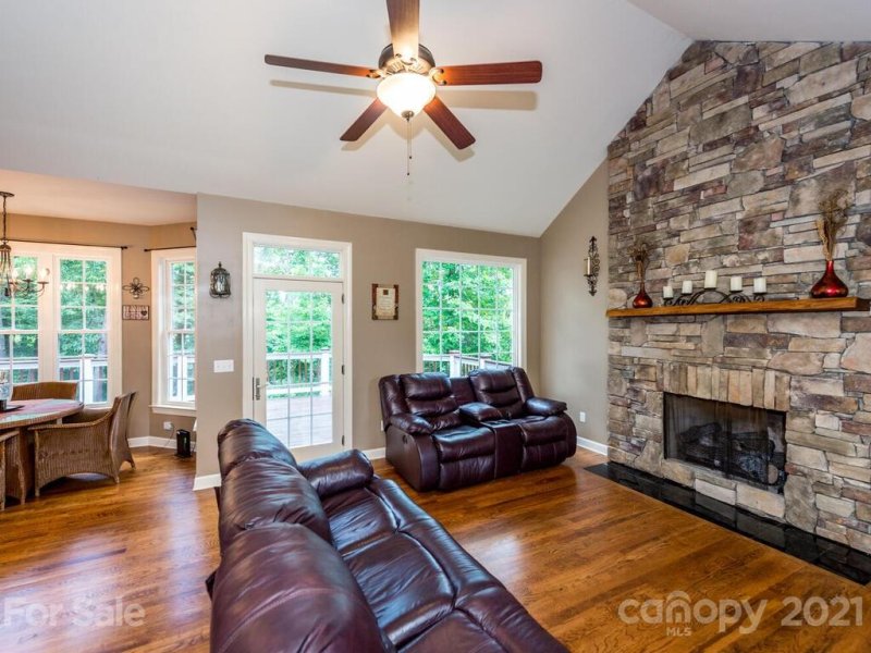 Property image 4 at 280 Settlers Trail Trail, Mars Hill, NC 28754