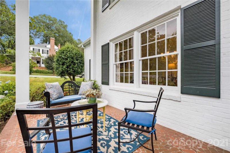 Property image 5 at 301 W Tenth Avenue, Gastonia, NC 28052