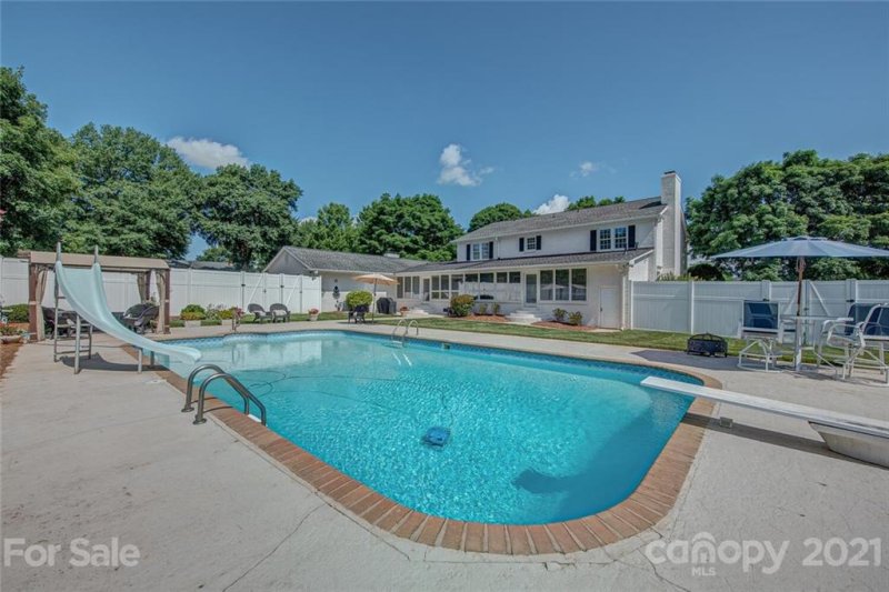 Property image 4 at 100 Wynnchester Road, Gastonia, NC 28056