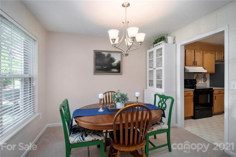 Property image 3 at 1556 Cambridge Heights Place, Concord, NC 28027