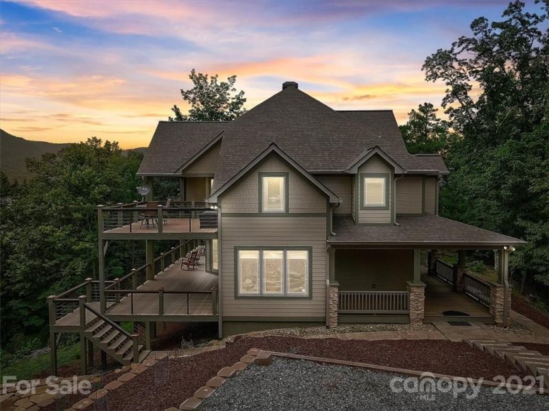 Property image 2 at 407 Hawks Nest Trail, Lake Lure, NC 28746