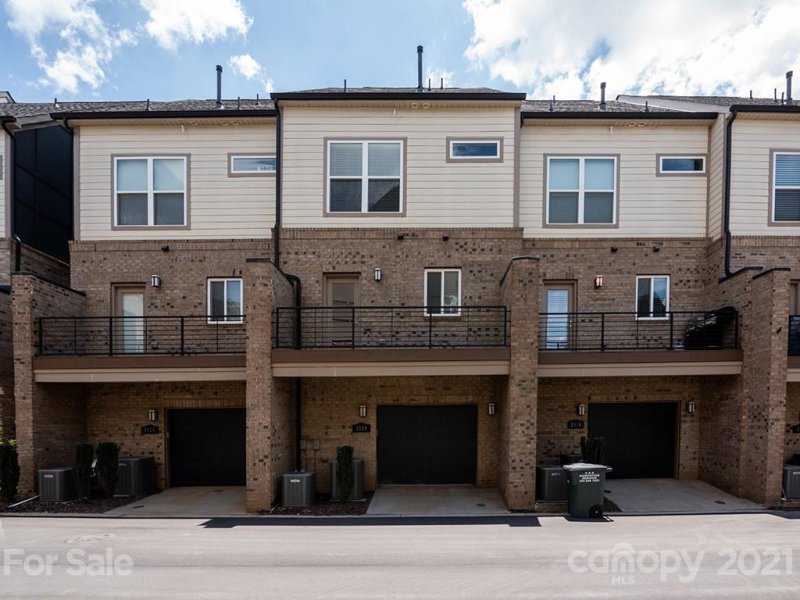 Property image 3 at 2920 Grand Union Way, Charlotte, NC 28209