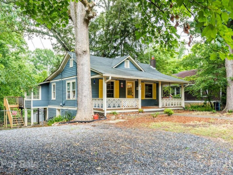 Property image 2 at 93 Fairfax Avenue, Asheville, NC 28806