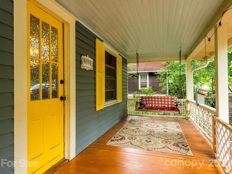 Property image 3 at 93 Fairfax Avenue, Asheville, NC 28806