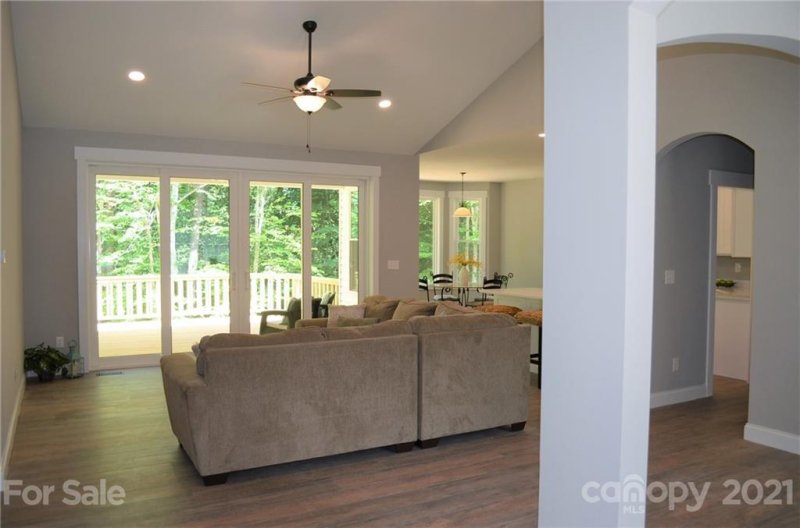 Property image 4 at 1016 Palomino Lane, Catawba, NC 28609