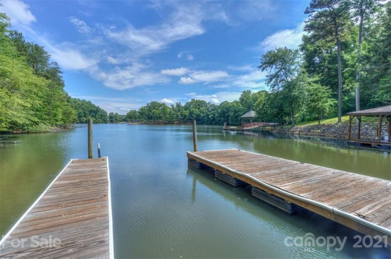 Property image 2 at 7862 Long Bay Parkway, Catawba, NC 28609