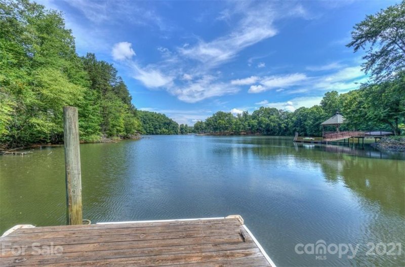 Property image 3 at 7862 Long Bay Parkway, Catawba, NC 28609