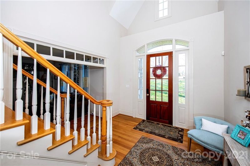 Property image 4 at 509 Shadow Cove Lane, Lake Wylie, SC 29710