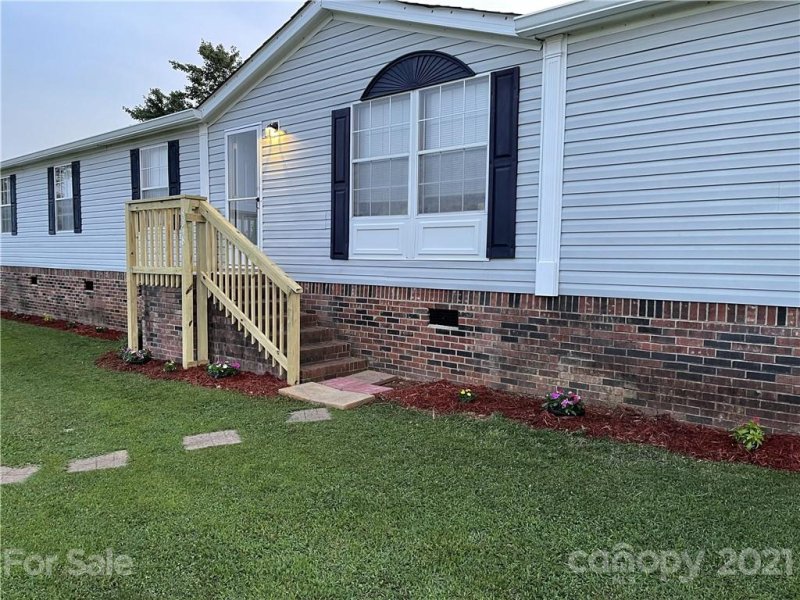 9748 Knightbridge Drive