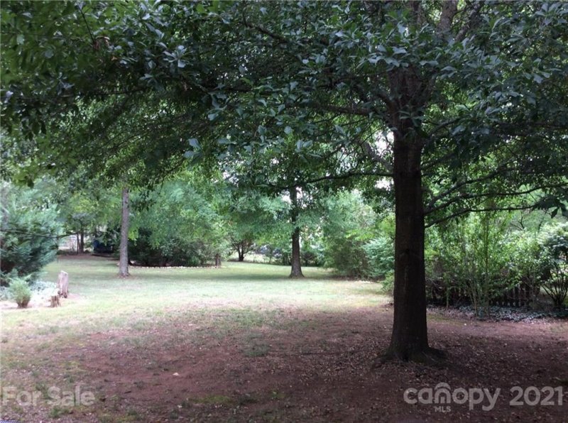 Property image 3 at 2645 Saddlewood Circle, Concord, NC 28027