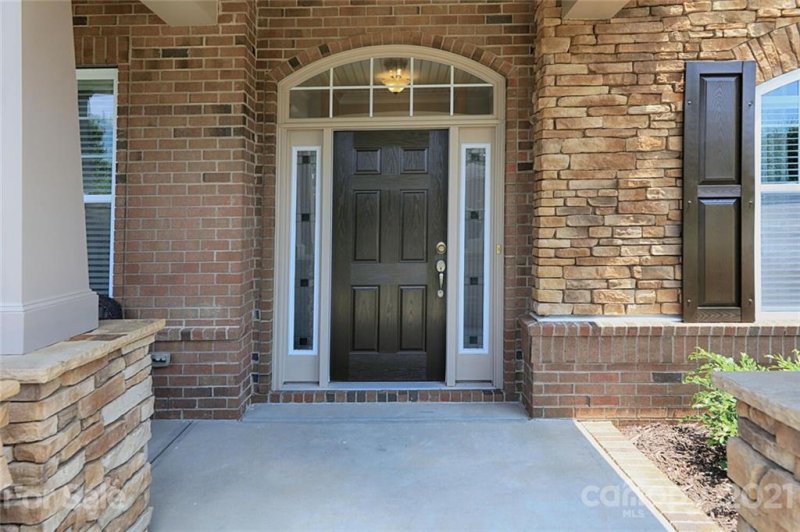 Property image 2 at 140 Fellspoint Road, Mooresville, NC 28115