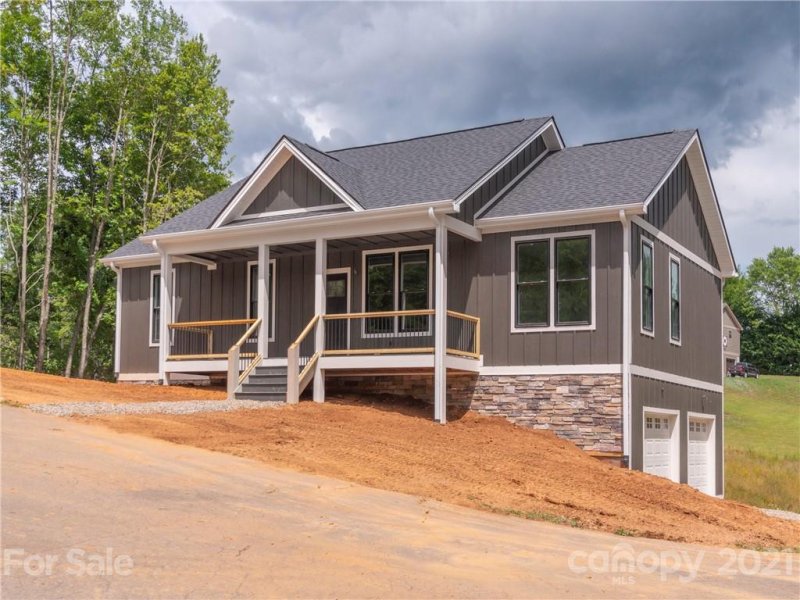 119 Oak Mountain Drive