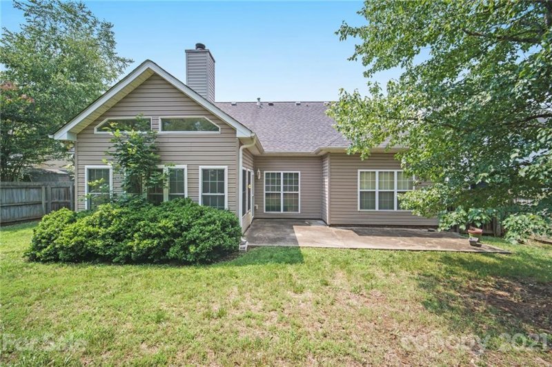 Property image 2 at 3883 Longwood Drive, Concord, NC 28027