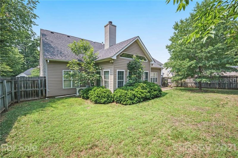 Property image 3 at 3883 Longwood Drive, Concord, NC 28027