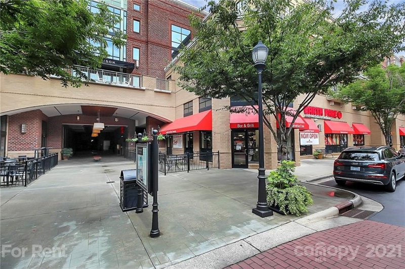 Property image 2 at 721 Governor Morrison Street, Charlotte, NC 28211