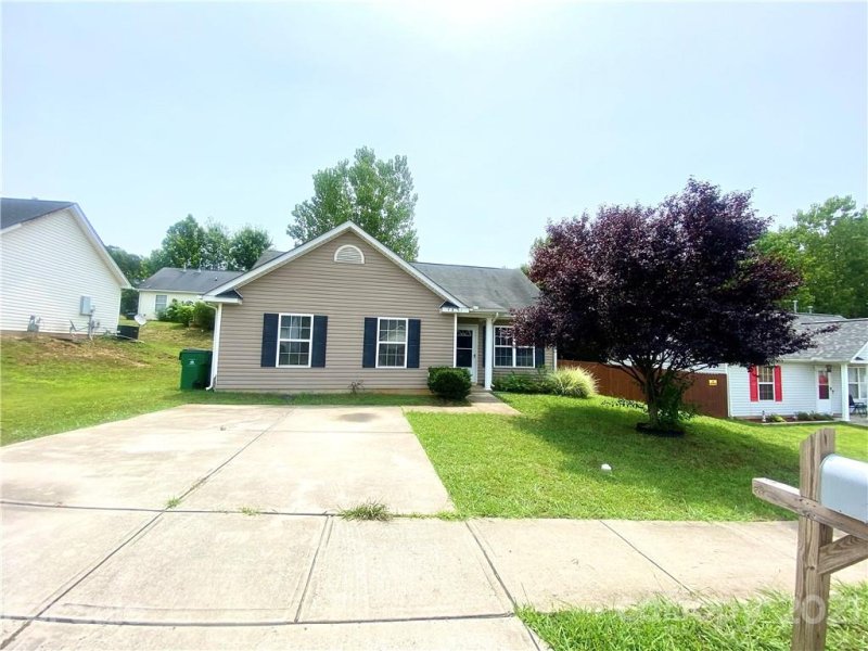Property image 2 at 4631 Palm Breeze Lane, Charlotte, NC 28208