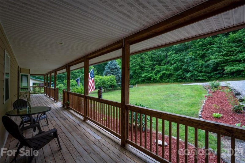 Property image 3 at 164 Jonathan Trail, Maggie Valley, NC 28751