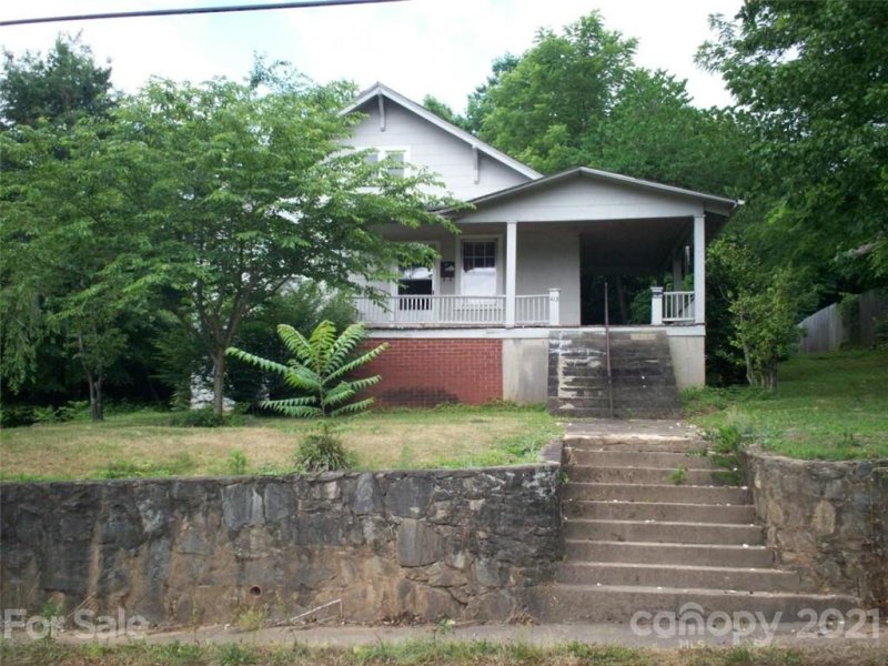 412 South Main Street