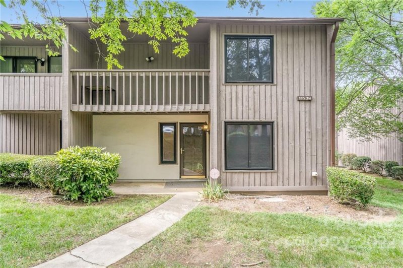 11534 Turn Stone Court