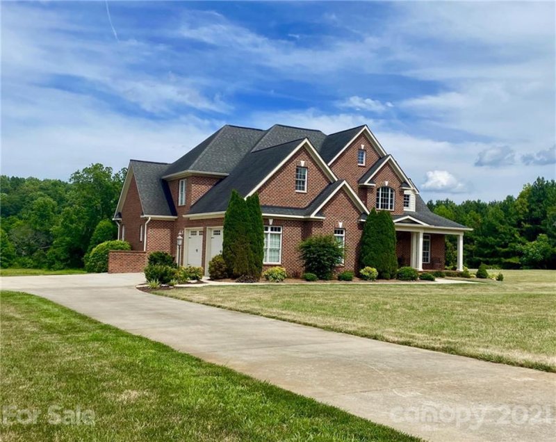 Property image 2 at 146 Natures Trail, Statesville, NC 28625