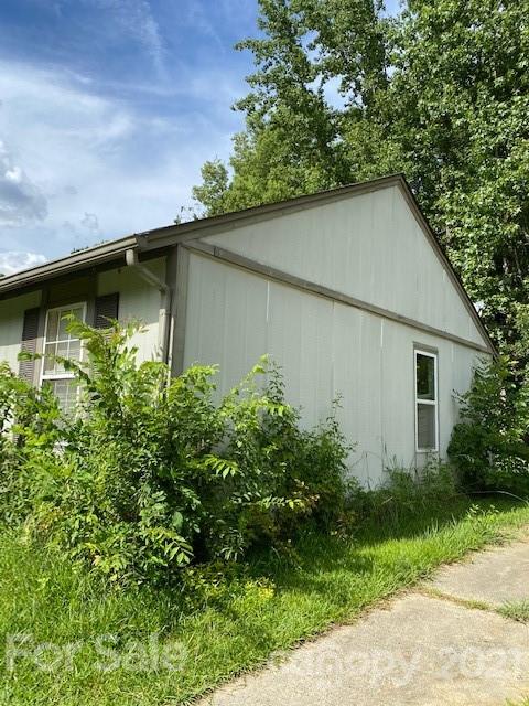 Property image 3 at 6813 Delta Lake Drive, Charlotte, NC 28215