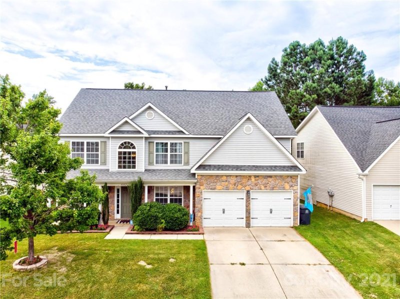 4002 Brookchase Boulevard