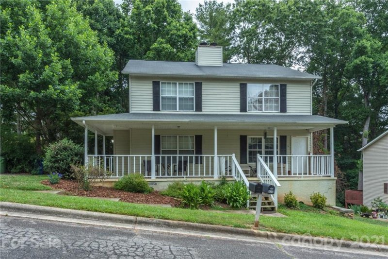 Property image 2 at 133 Rocking Porch Ridge, Asheville, NC 28805